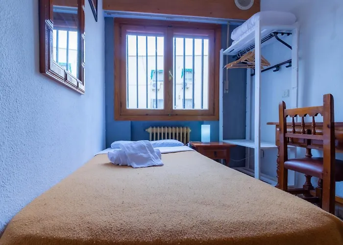 Casa De Huespedes Carabanchel By Vivere Stays